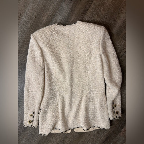 St. John couture jacket/blazer full zip size 6 cream with black and gold - Picture 10 of 12